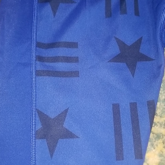 Adidas capris pants - Picture 3 of 6